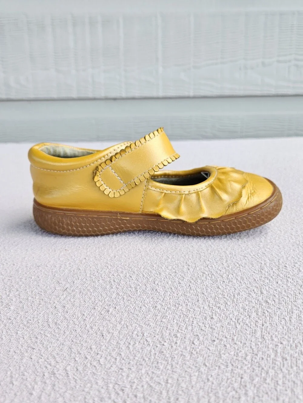 Livie & Luca Ruche Mary Jane Girl SZ 11 Mustard Yellow Leather Hook & Loop Fall